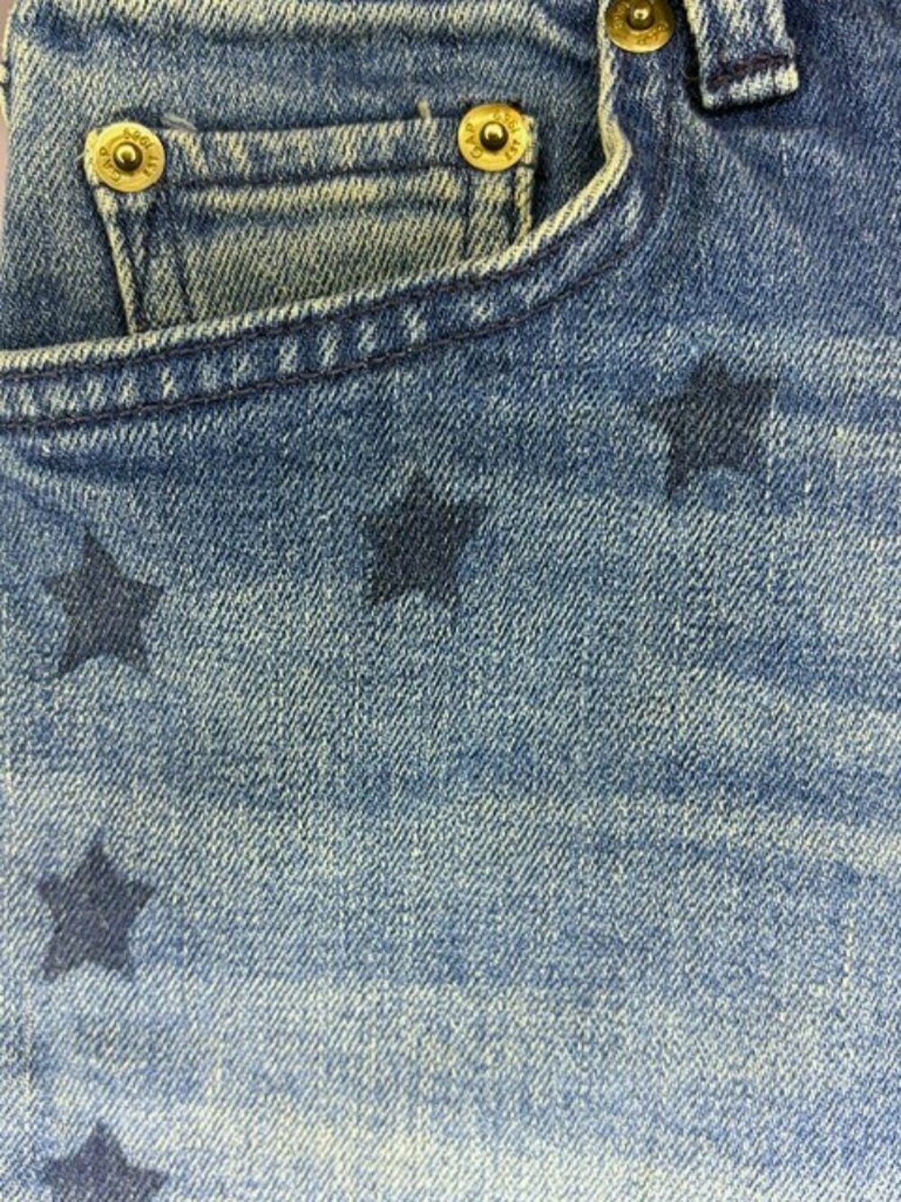 Gap - Picture 4 of 5